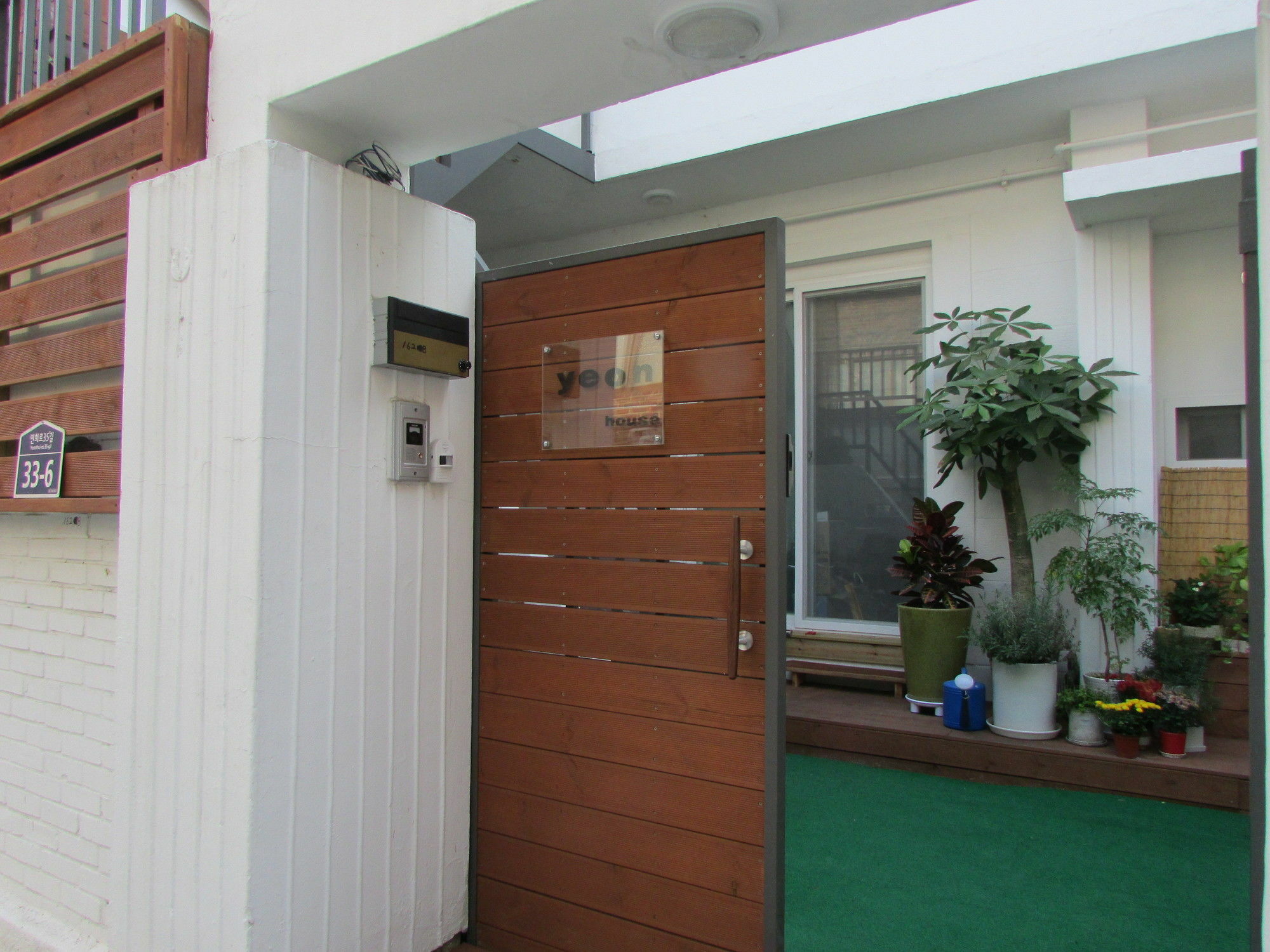 Yeon Guesthouse Сеул Экстерьер фото
